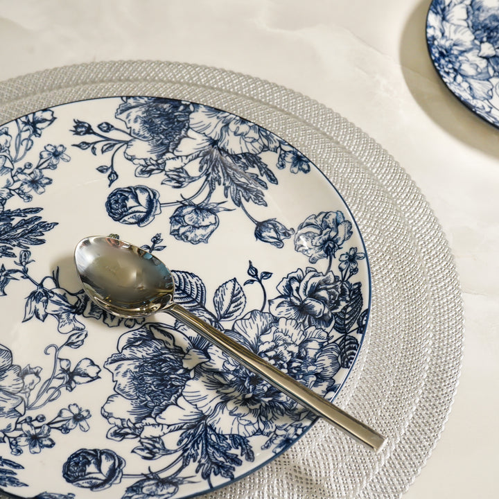 Blue floral quarter plate