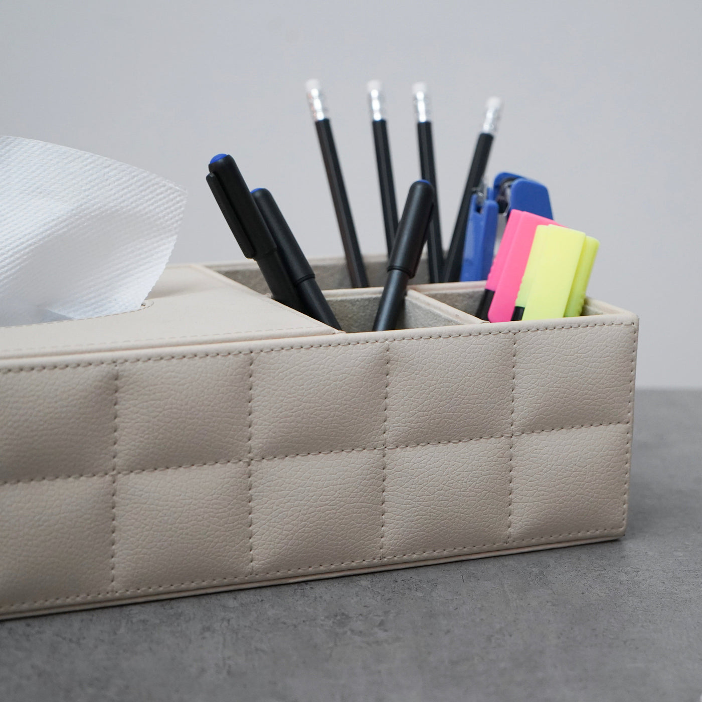 Multi-Purpose Organiser with Tissue Holder, Cream