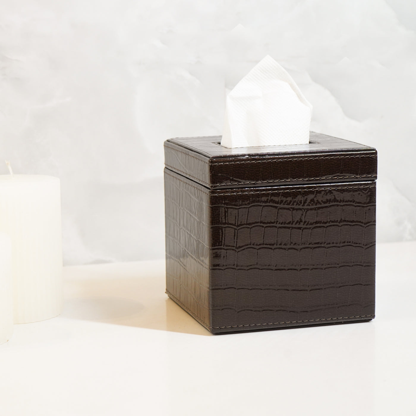 Bathroom Set With Tissue Holder, Dark Brown
