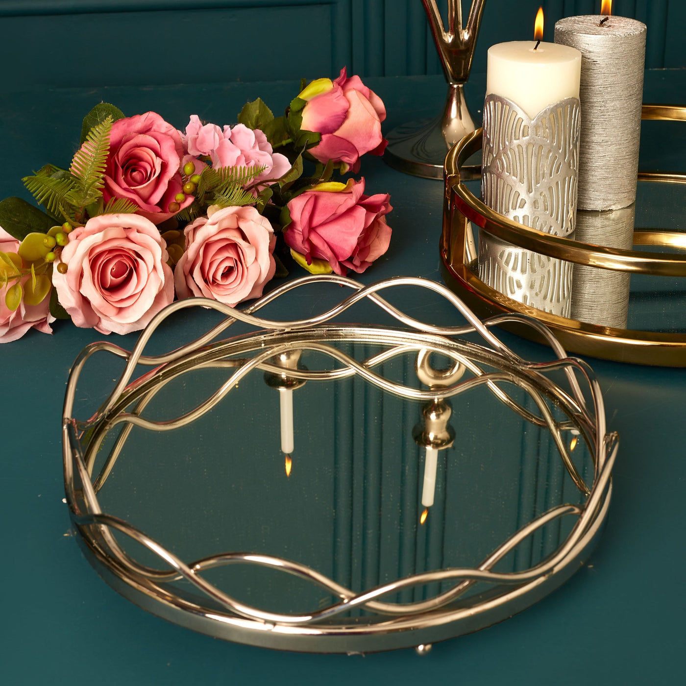 Round Brillo Mirror Glass SS Tray, Silver