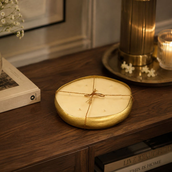 Large Circular Scented Candle in Metal Urli