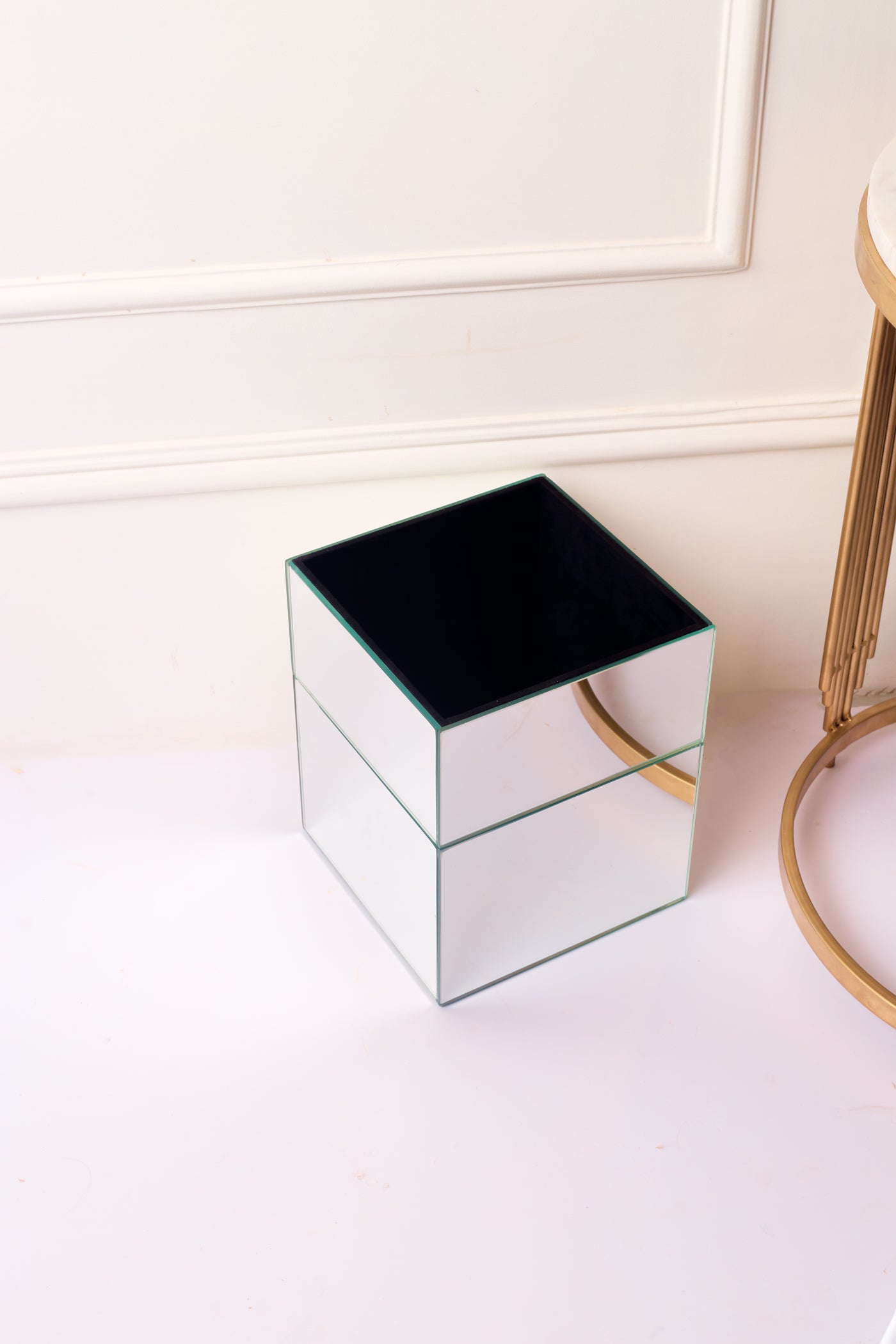 Silver Bathroom Dustbin / Hand Towel Basket Organiser