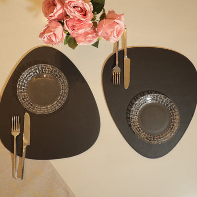 Set of 2 Table Placemats, Black